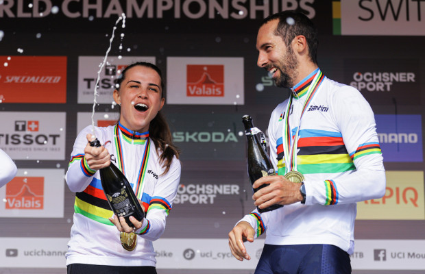 Jérôme Gilloux y Anna Spielmann se coronan campeones del mundo de E-MTB XC en Suiza