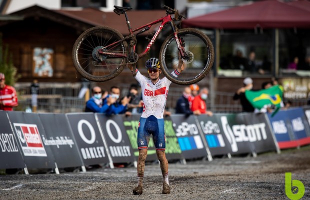 Tom Pidcock retrasa su temporada de CX para centrarse en el entrenamiento de base