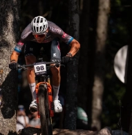 "The goal is to feel comfortable": Van der Poel is already acclimatized and training in Crans Montana