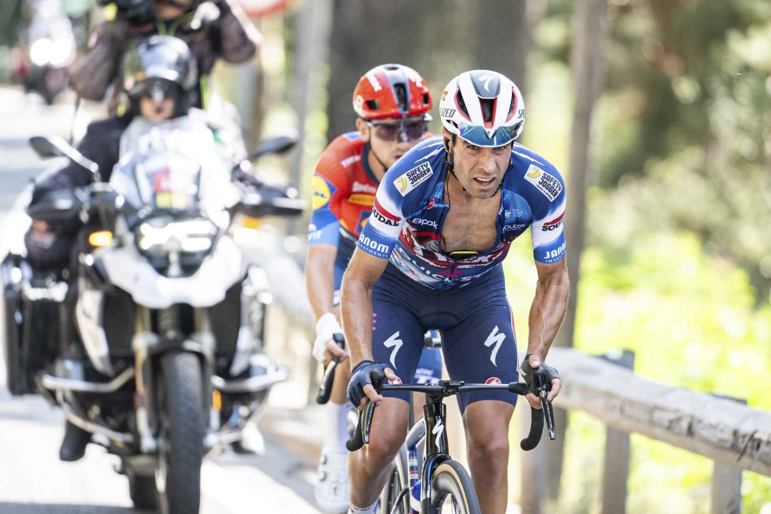 Vingegaard certifica com uma vitória de etapa sua vitória na La Vuelta 2025