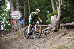 Alan Hatherly surpreende e é campeão mundial de XCO novamente