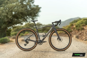 It is difficult to improve a bike that works very well: we tested the Specialized Diverge 4