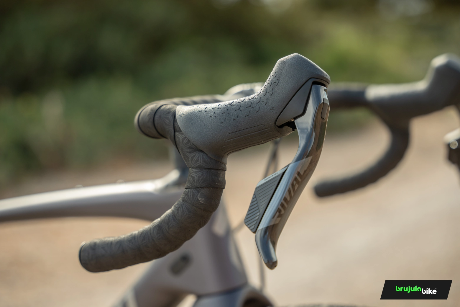 Il est difficile d'améliorer un vélo qui fonctionne très bien : nous avons testé le Specialized Diverge 4