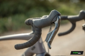 It is difficult to improve a bike that works very well: we tested the Specialized Diverge 4