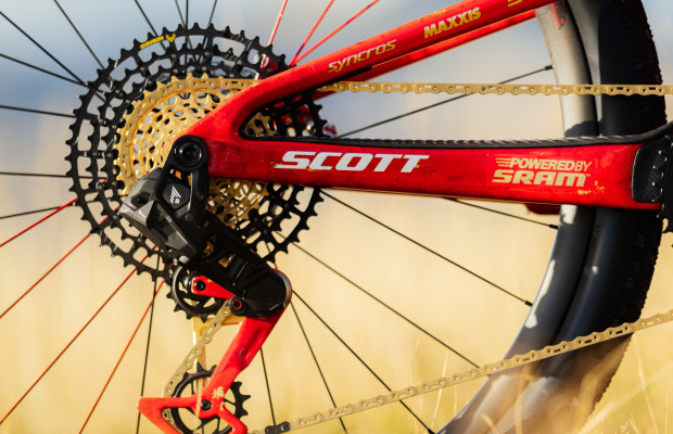 El nuevo prototipo de SRAM se deja ver en la Spark de Nino Schurter