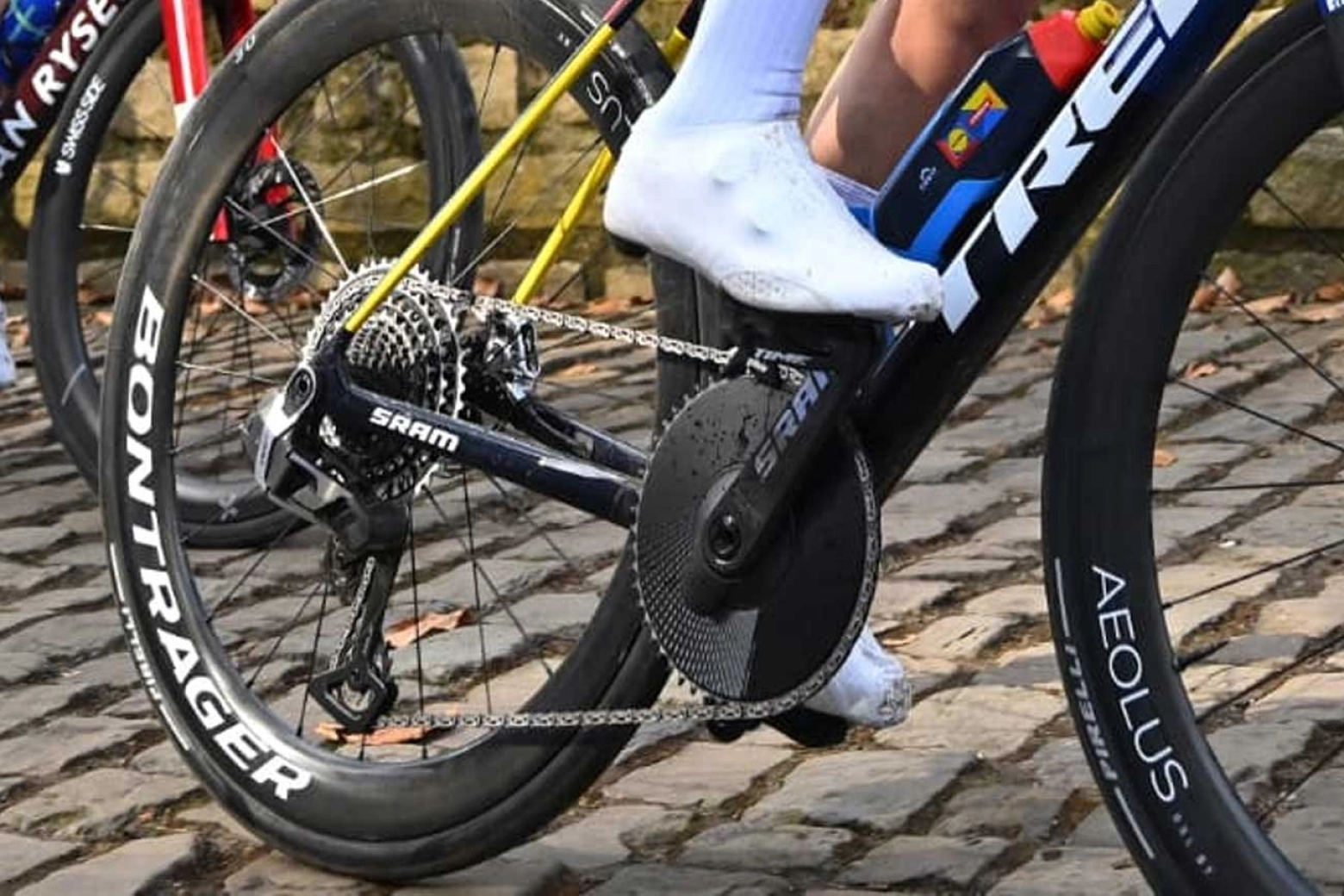 SRAM toma acciones legales contra la UCI por la limitación de desarrollos