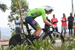 Evenepoel destroys all his rivals to win the Time Trial World Championship for the third consecutive time