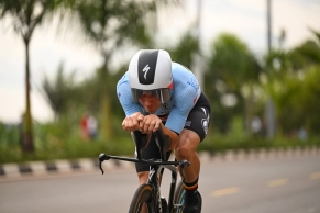 Evenepoel destroza a todos sus rivales para ganar el Mundial de Contrarreloj por tercera vez consecutiva