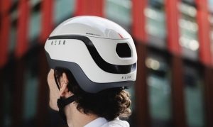 RLS wants to replace the MIPS by adding bearings to the helmet