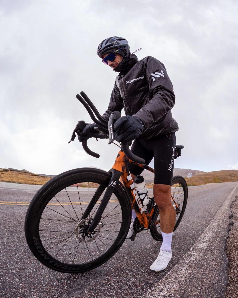 Una aero y una gravel: las bicis de Kilian Jornet para su States of Elevation
