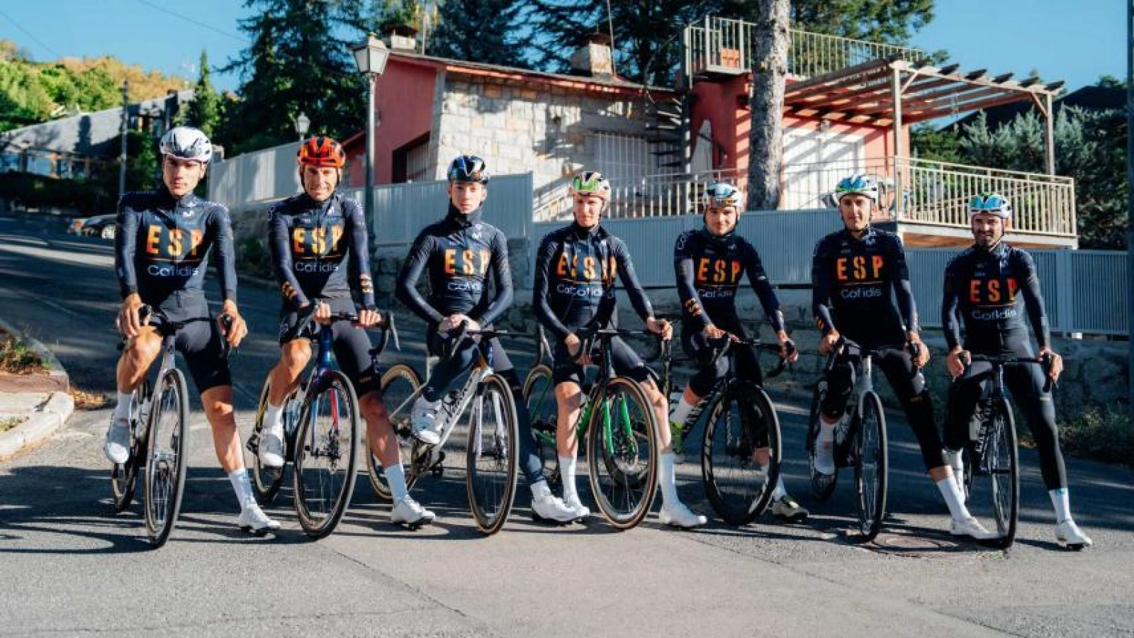 Juan Ayuso solo quiere el arcoíris ¿tiene opciones ante Pogacar y Evenepoel?