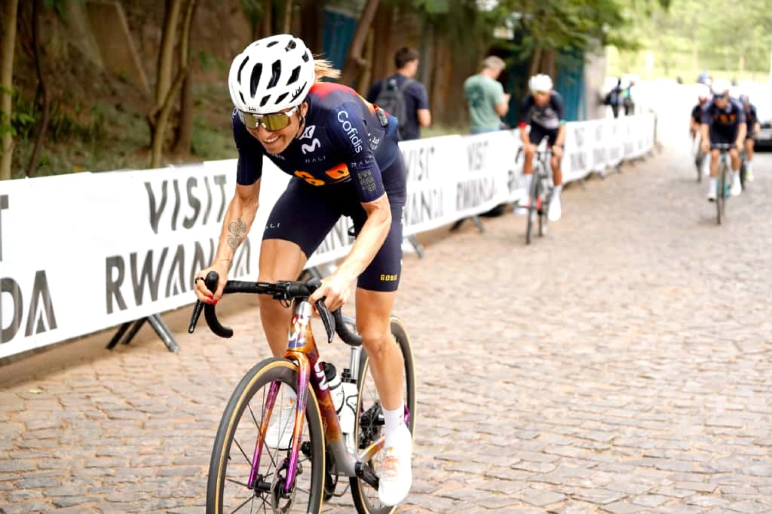 Vallieres conquista el arcoíris y Mavi García hace historia con un bronce épico