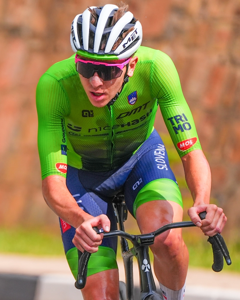 Pogacar le fait encore: attaque à 100 km de l'arrivée et maillot arc-en-ciel au Championnat du Monde de Kigali 2025