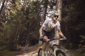 The SCOTT SRAM team stays, but other historic XCO teams are on the brink
