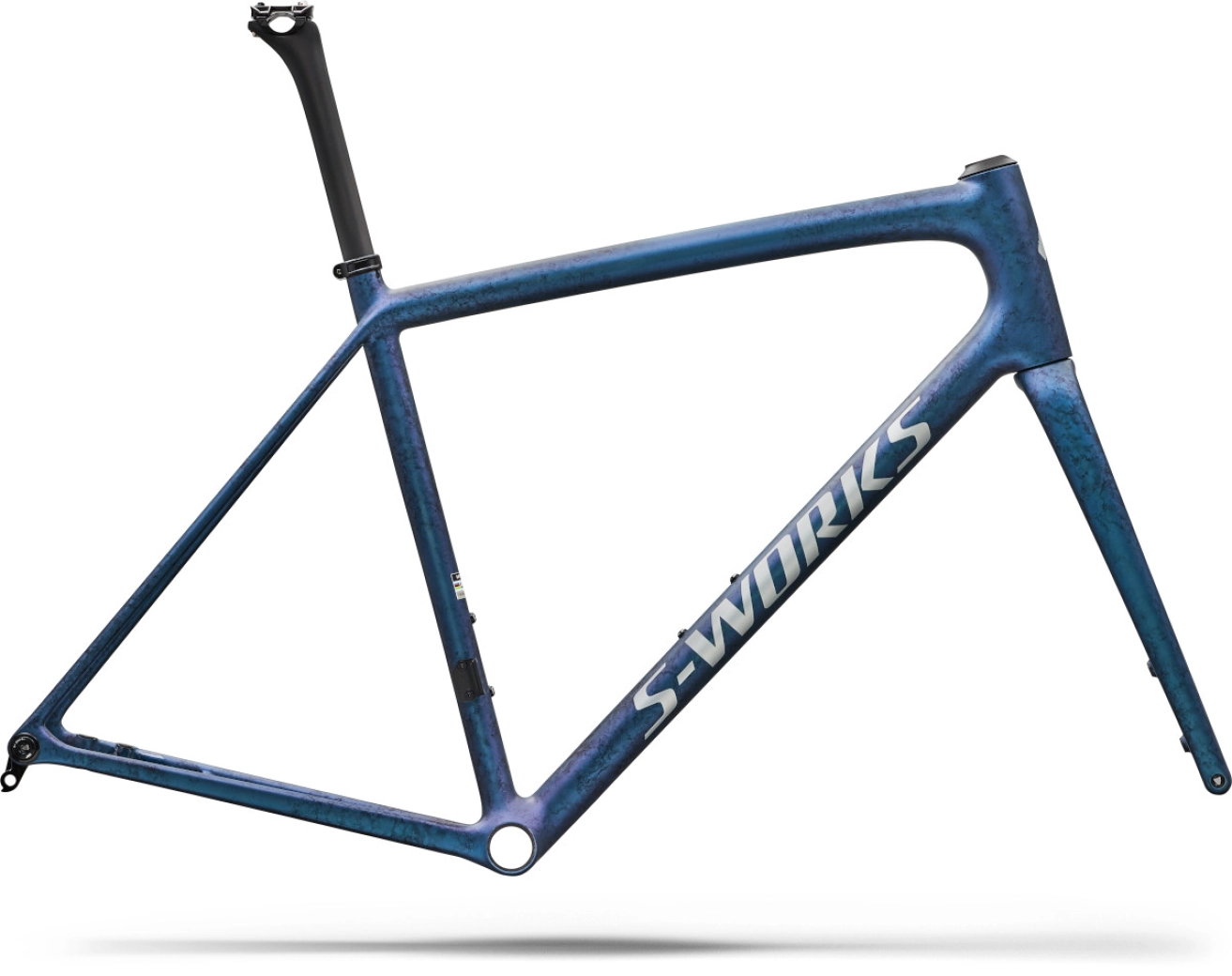 El cuadro de serie más ligero del planeta se renueva: Specialized Aethos 2