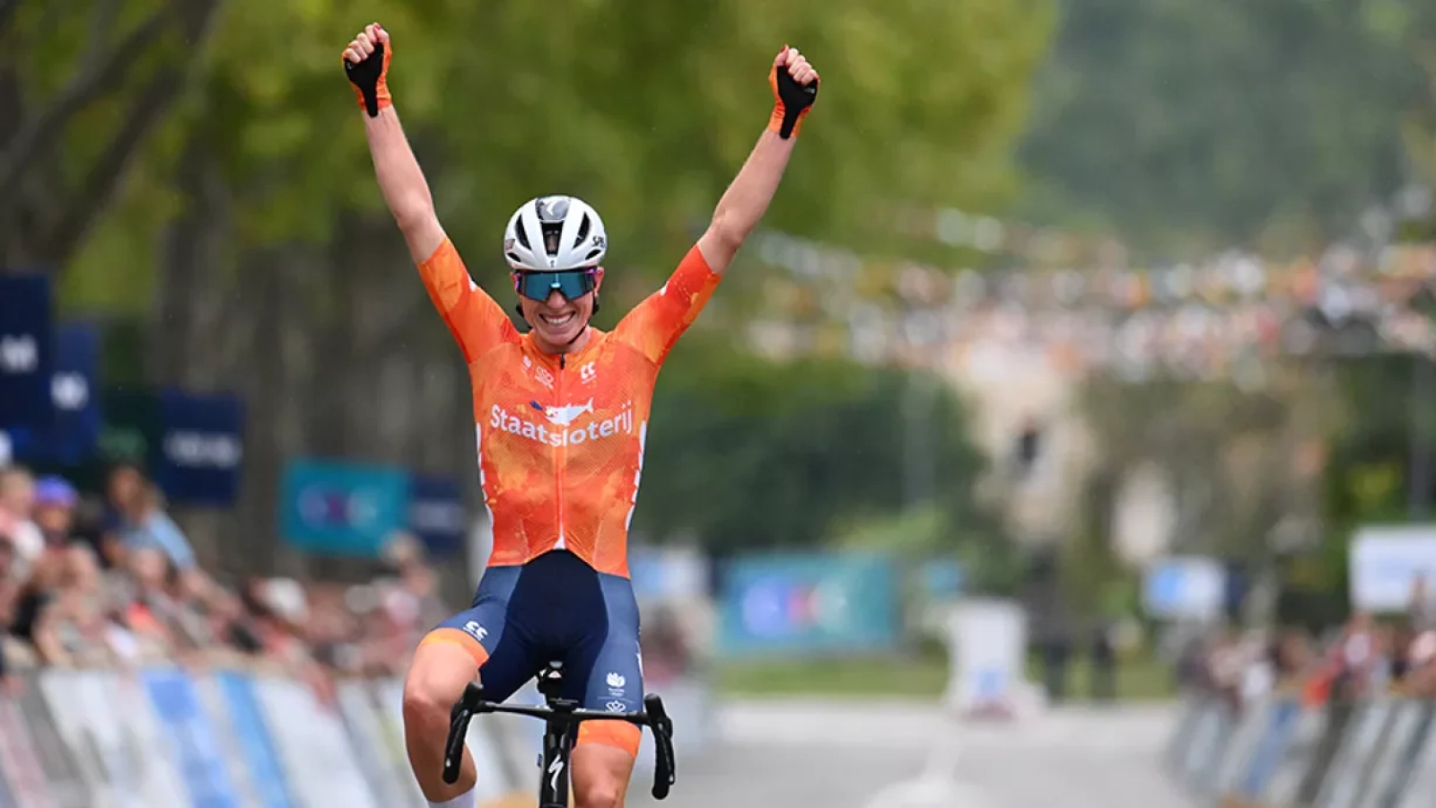 Demi Vollering wins the European Championship with a devastating attack 37 km from the finish line