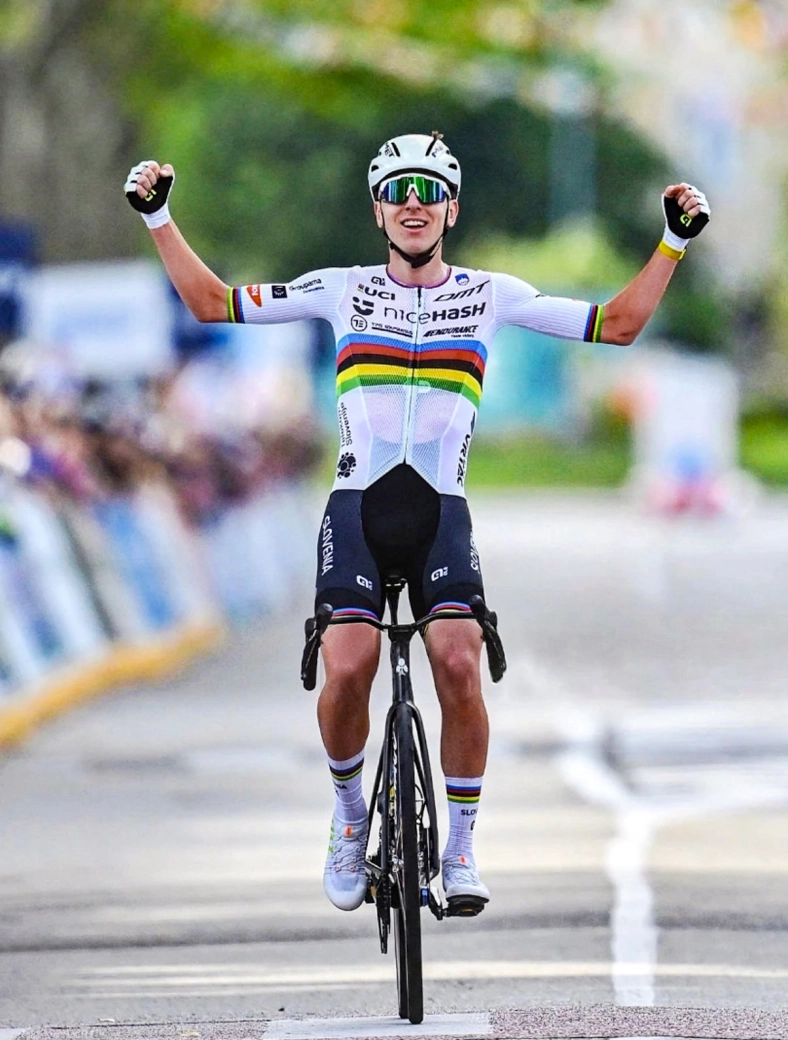 As he wanted and where he wanted. Tadej Pogacar also wins the European Championship