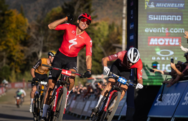 Chris Blevins gana a lo grande en Lake Placid y se lleva la General de la Copa del Mundo