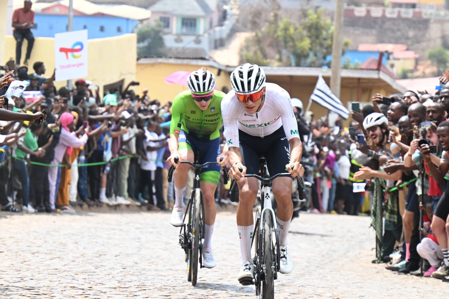 "If anyone knows how to beat Pogacar, I would love to hear it": the World Champion demoralizes his rivals