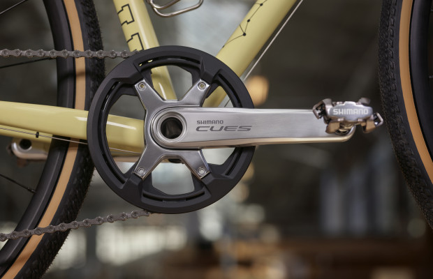 SHIMANO lance une édition spéciale en aluminium poli de ses composants CUES de 10 vitesses