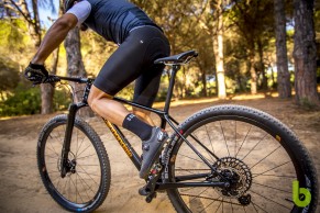 We tested the Cannondale F-Si Hi-MOD Ultimate, a very unique hardtail