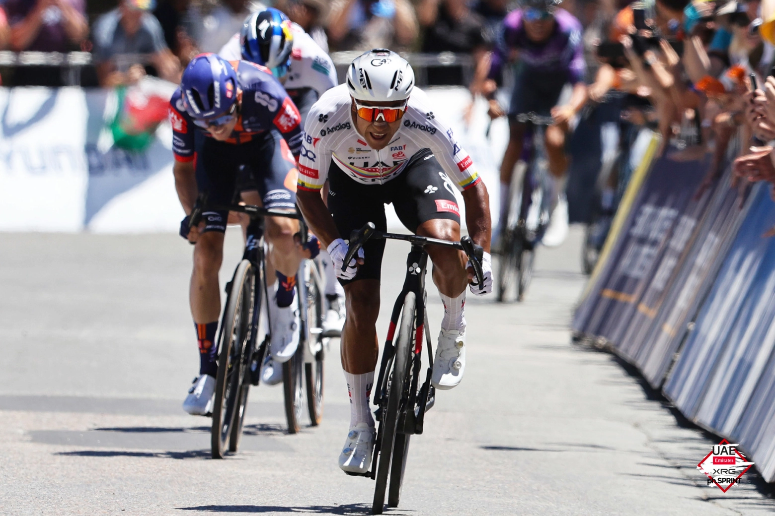 El UAE ya es el mejor equipo de la historia y tiene a tiro un récord único