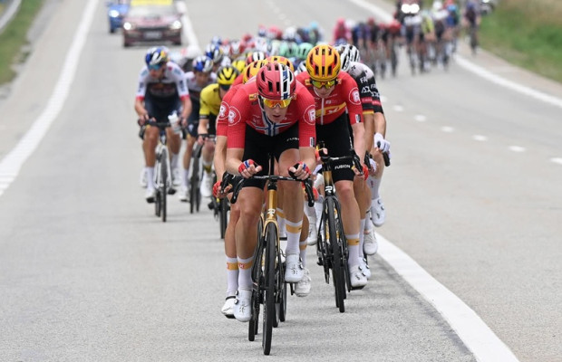 Ascensos y descensos World Tour : terminó la temporada de carretera y estos son los equipos que bajan y suben de categoría