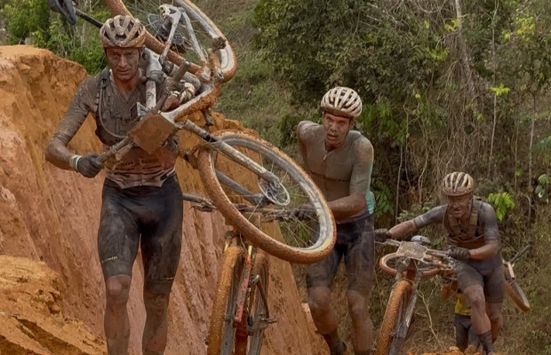 La Brasil Ride se reanuda entre el barro y la épica: triunfo de Tiago Ferreira y liderato para Valero