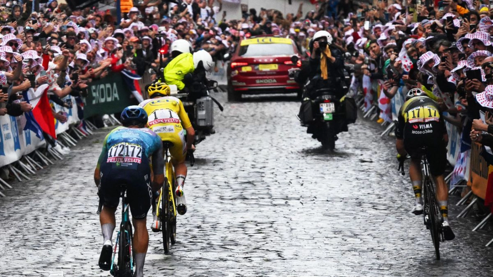 Presented a Tour de France 2026 that covers all the mountains of the country