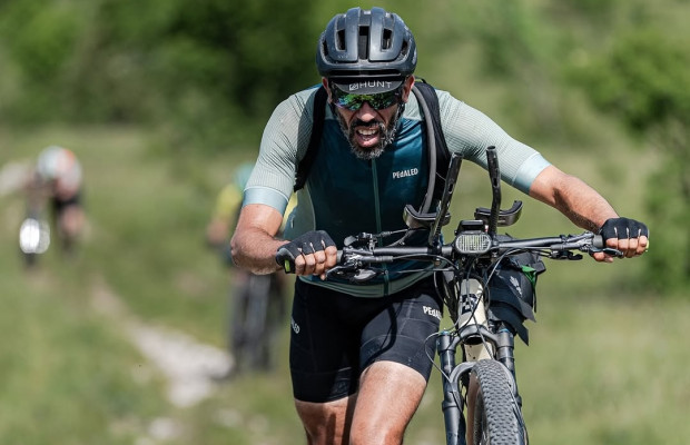 "No fue muy inteligente”: intentó batir el récord EuroAsia y acabó en una prisión rusa