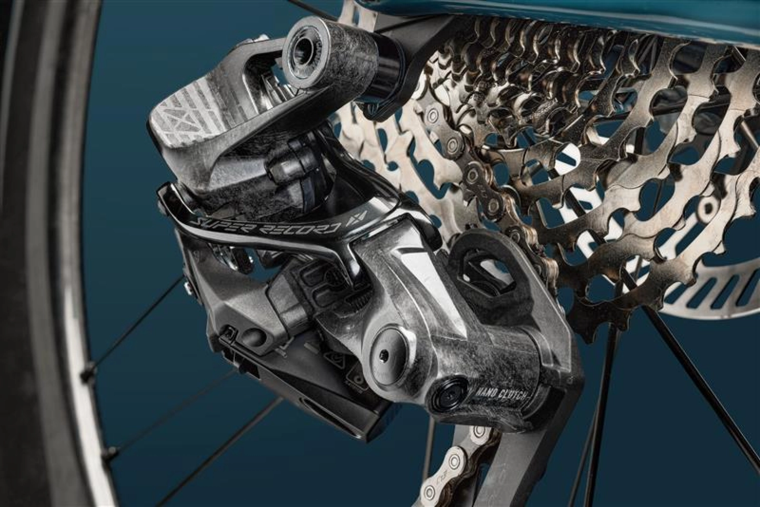 Campagnolo challenges the market (and the UCI) with the new Super Record 13 X and a 9t rear sprocket