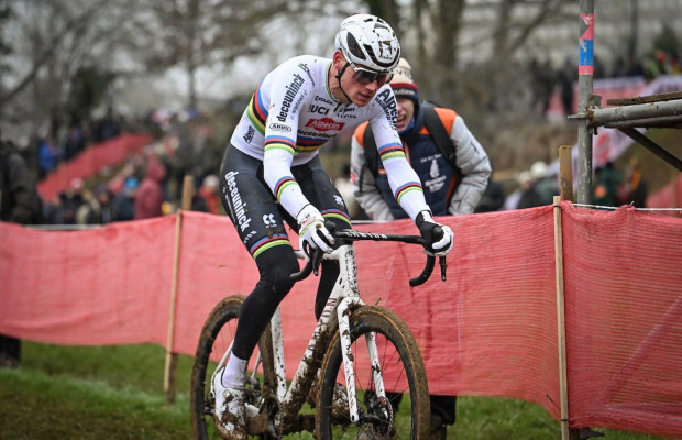 Quand commence la saison de cyclo-cross de Van der Poel?