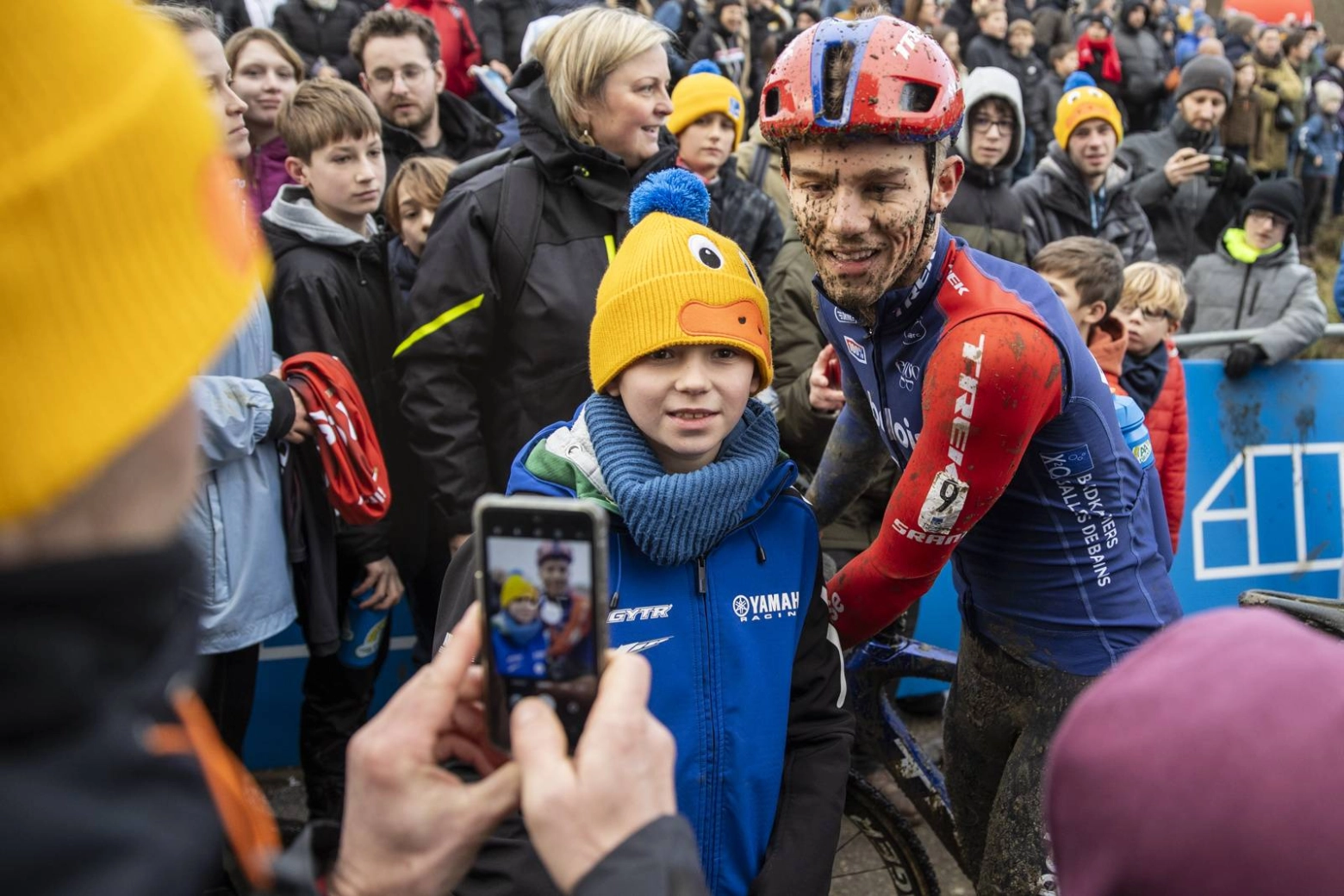 This duck costs 600€, it cannot be bought and is a symbol of cyclocross