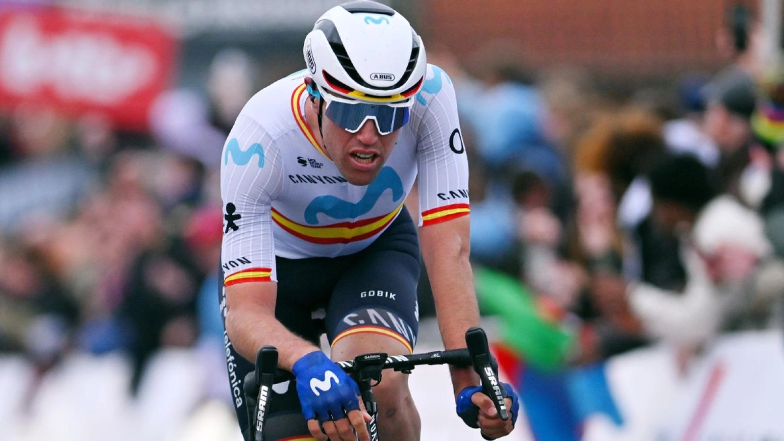 RedBull distances itself from Lazkano and points to his previous team