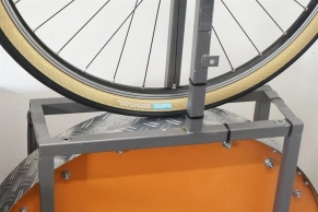 Is the 700x28c tire the new standard in road cycling?