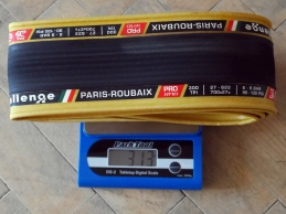 Is the 700x28c tire the new standard in road cycling?
