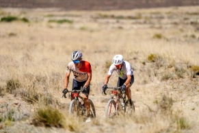 A broken collarbone and a punctured lung: the serious accident of Andri Frischknecht at the Gravel Burn