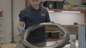 A colossal wheel for gravel: 52 mm wide and 70 mm in profile is Dangerholm's bet for this modality