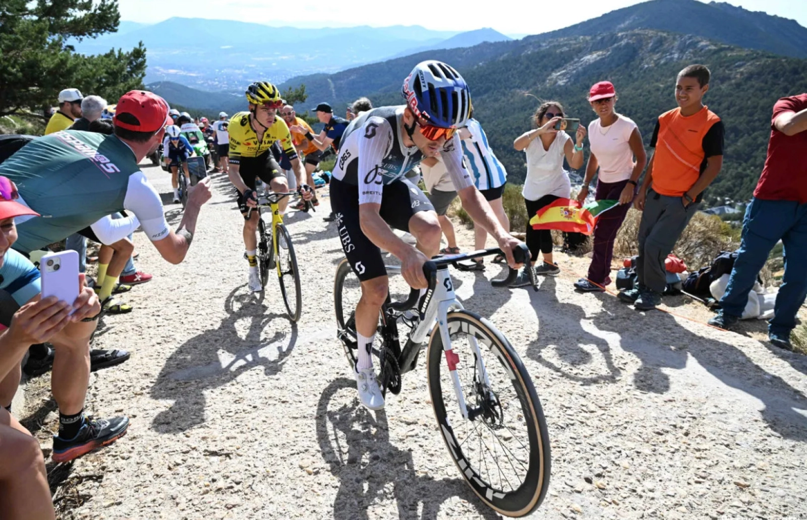 Por qué algunos de los mejores ciclistas eligen irse a equipos de segunda división