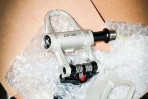 SRM and Q36.5 present pedals with the shortest distance on the market between the sole and the axle