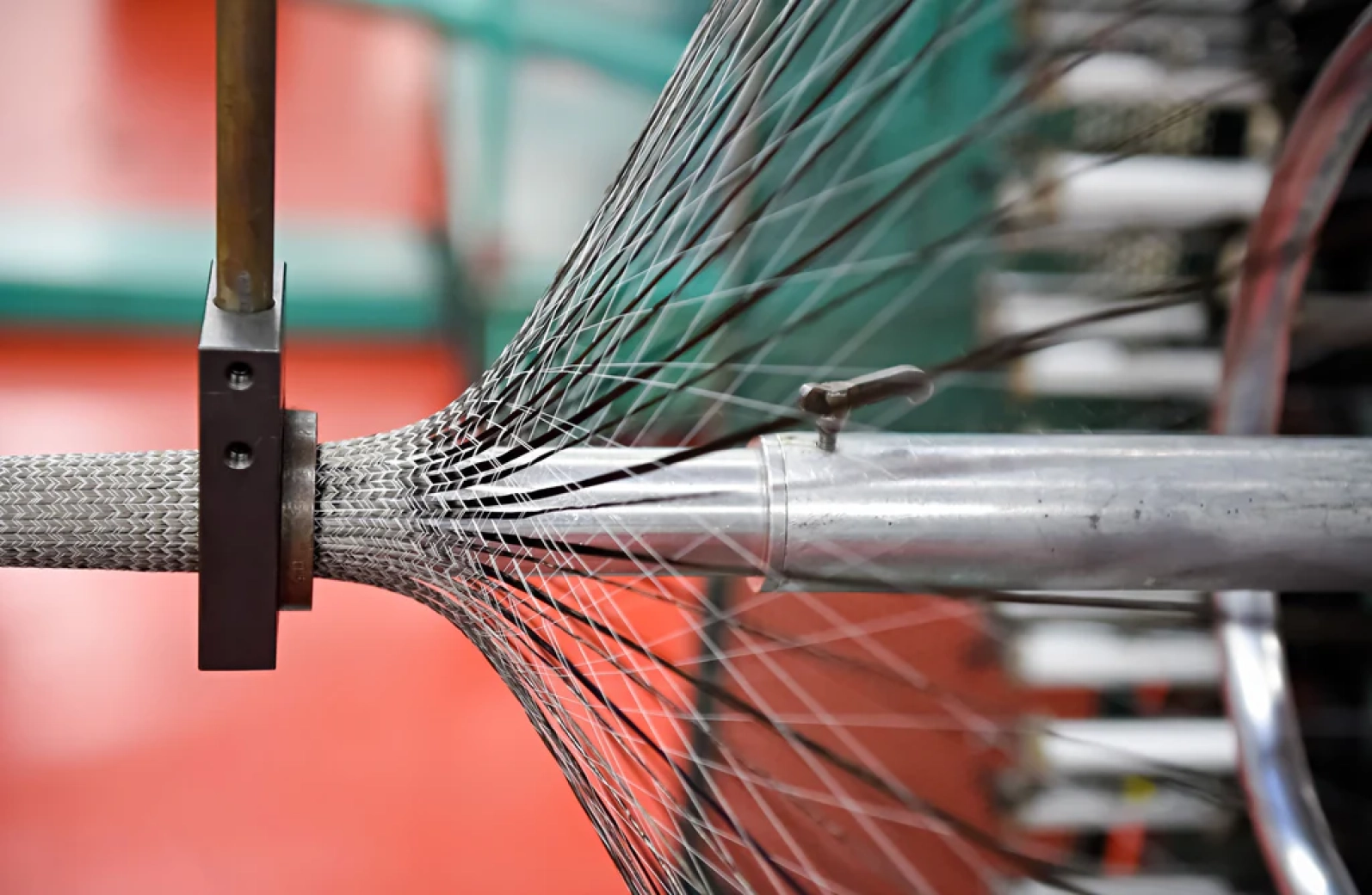 ¿Qué cambia en una bici de 10.000 € frente a una de 3.000 €?