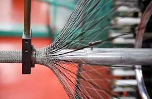 What changes in a bike that costs €10,000 compared to one that costs €3,000?