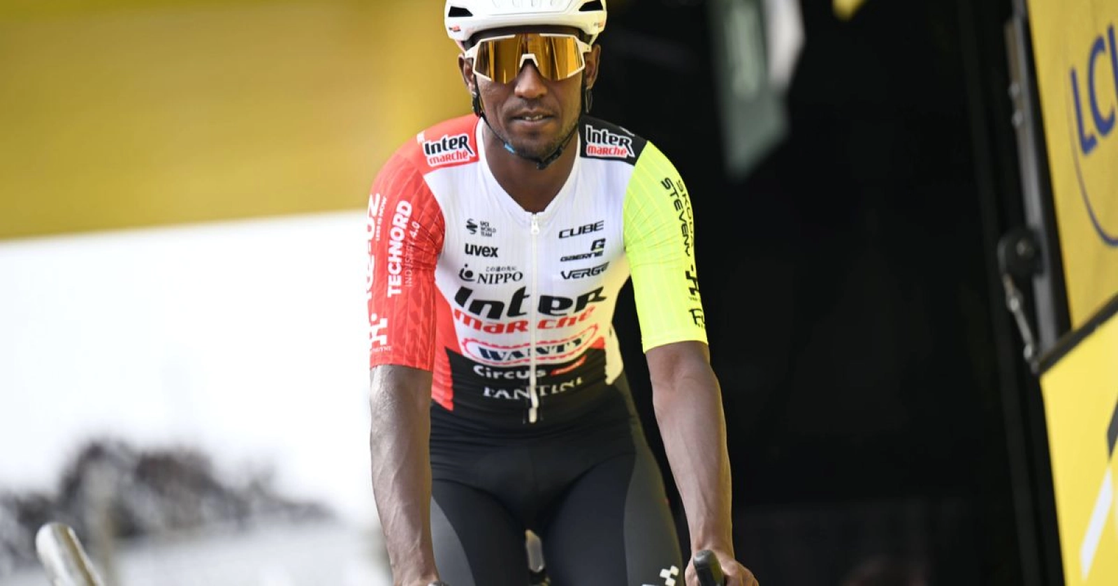 Campeones del Mundo, ganadores del Tour y otros grandes ciclistas aún sin equipo para 2026