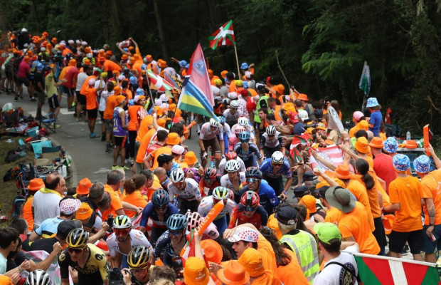 "Cycling is free": the emphatic response to those who propose charging to watch the Tour live