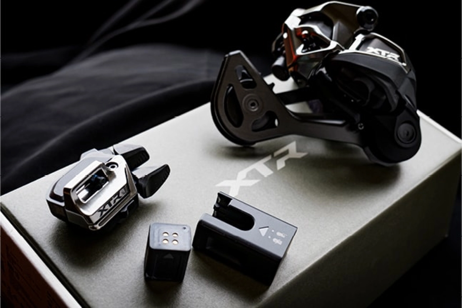 Shimano abarata el salto al Di2: kits y ofertas para Deore, XT y XTR