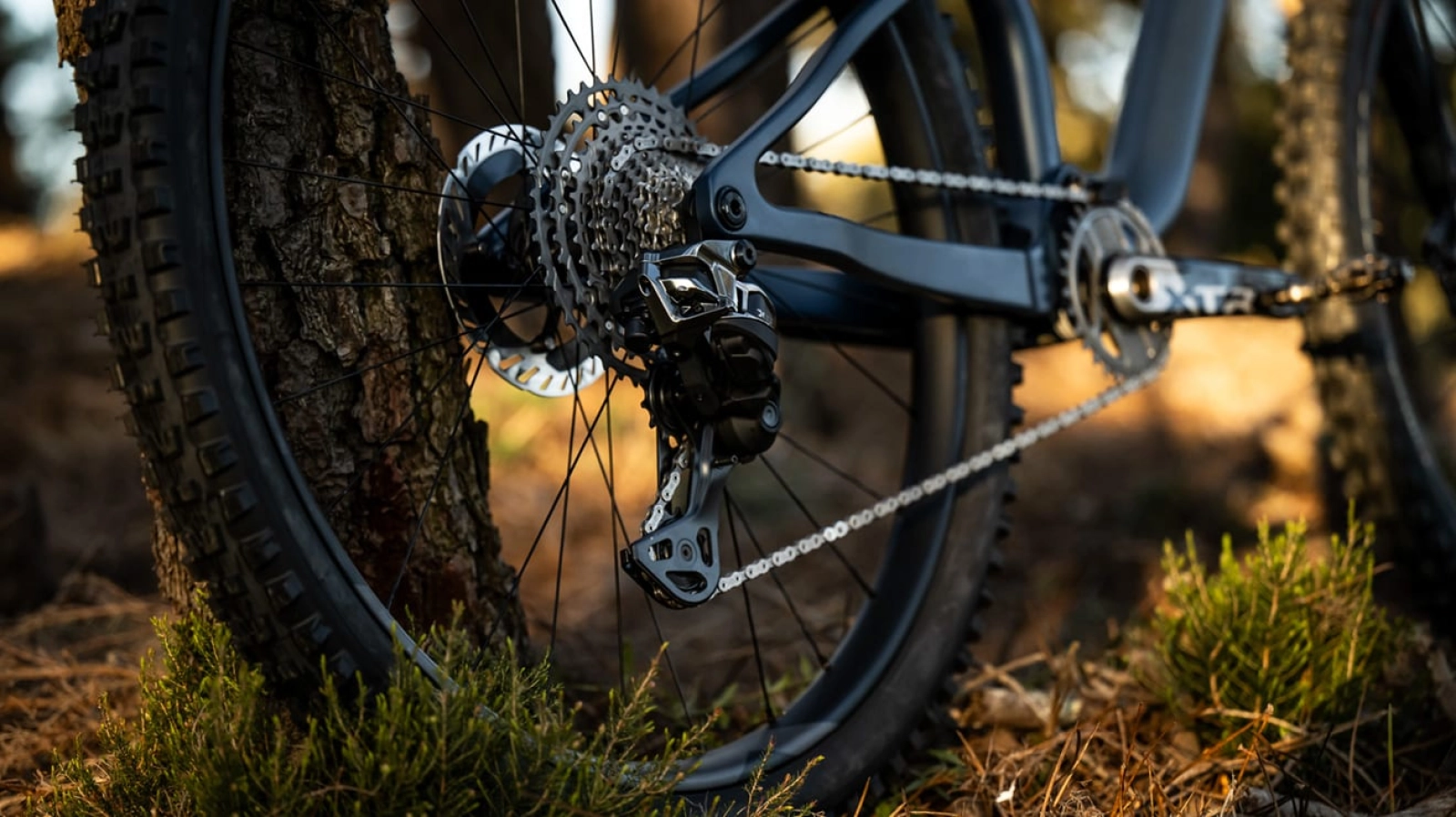 Shimano abarata el salto al Di2: kits y ofertas para Deore, XT y XTR