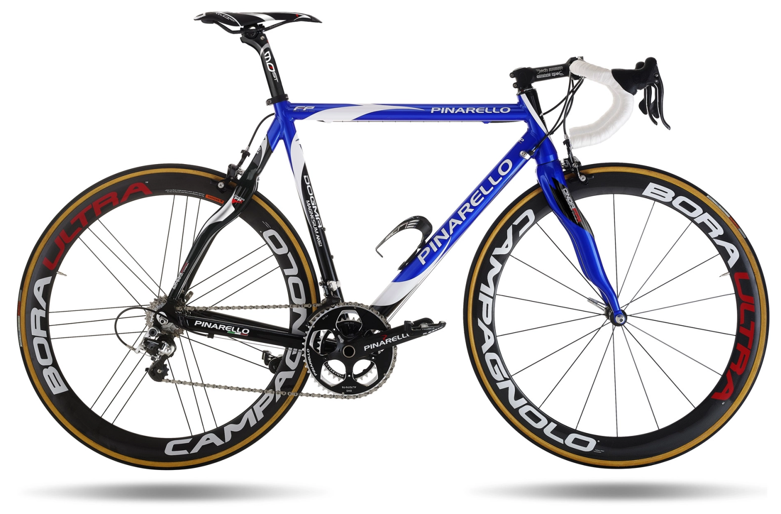 Pinarello Dogma: history and evolution of a model born to win.