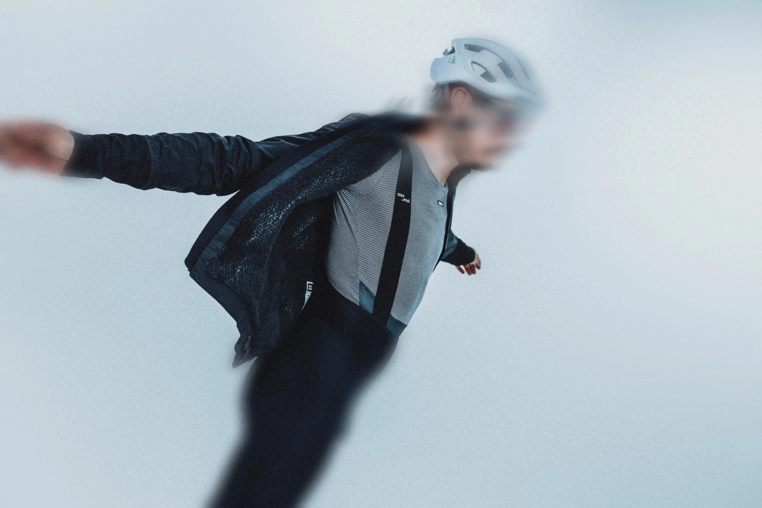 Gobik lanza su chaqueta más extrema: la Superarmour llega lista para rodar a -8 ºC