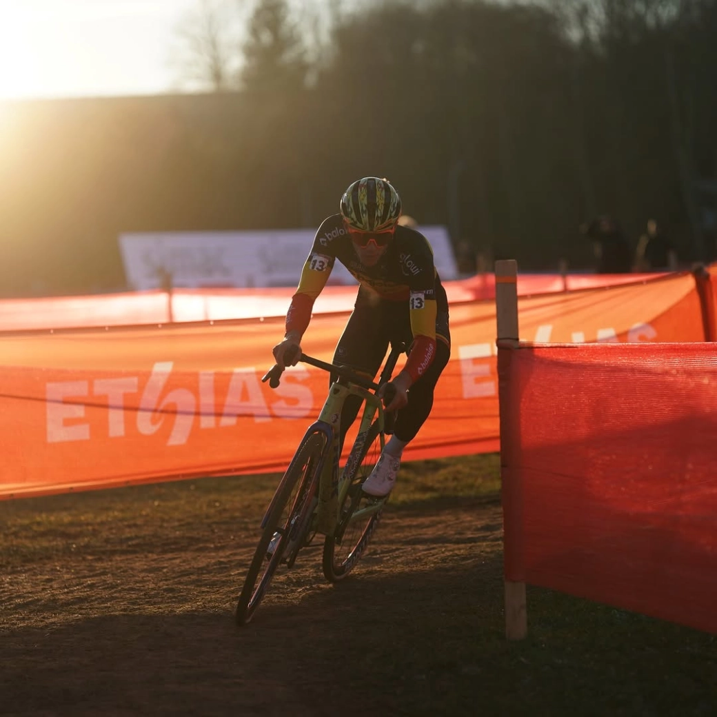 Nys y Brand dominan en Tábor y Felipe Orts arranca la Copa del Mundo con un sólido Top 15