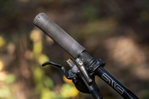 ENVE presents its first grips for XC and Trail